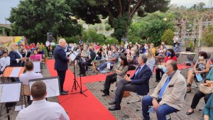 prefetto di stani a giardini 1